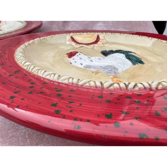 MWW Market Pair of Rooster Plates (" Chicken Red - Picture 5 of 8
